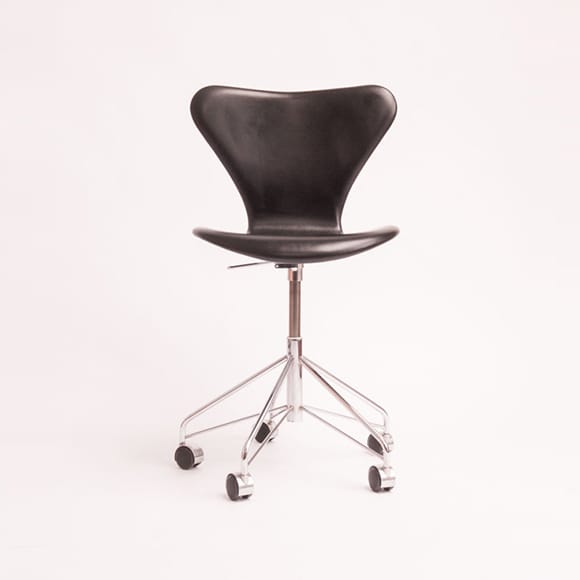 Office chair, model AJ 3107